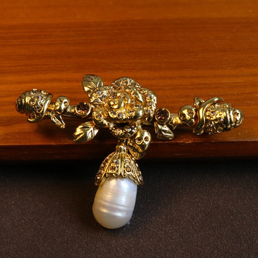 Baroque style pearl brooch